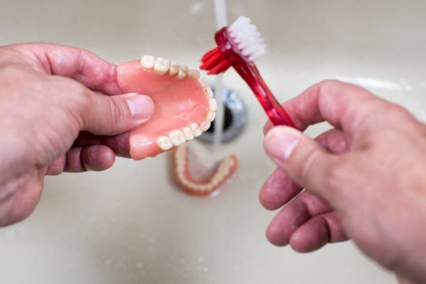 Ensuring the durability and hygiene of prosthetic teeth: The right storage practices